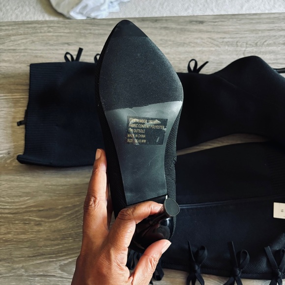 Torrid Bow Back Stiletto Knee Boot NWT Size 10W - Picture 5 of 6